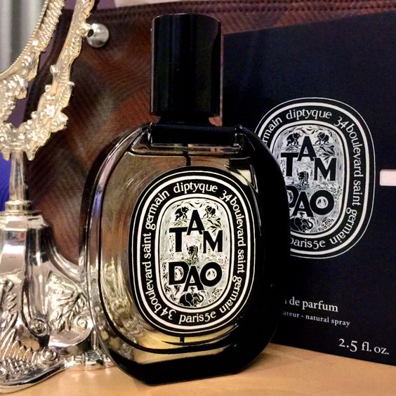 (Inspired By D#ptyque Tam Dao Parfume) Raees Perfume